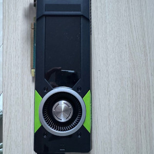 NVIDIA Quadro 그래픽 카드 m5000 팝니다