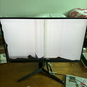 lg 울트라기어 27Gr83q 패널 파손