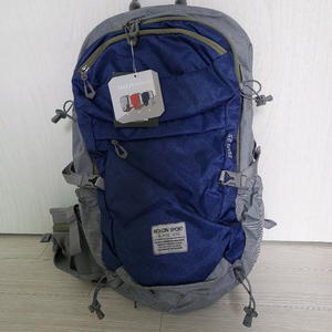 코오롱 등산배낭 새상품 ZEUS25