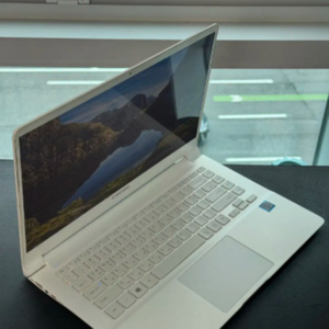 <가성비 중고>삼성 노트북9 metal NT900X5L