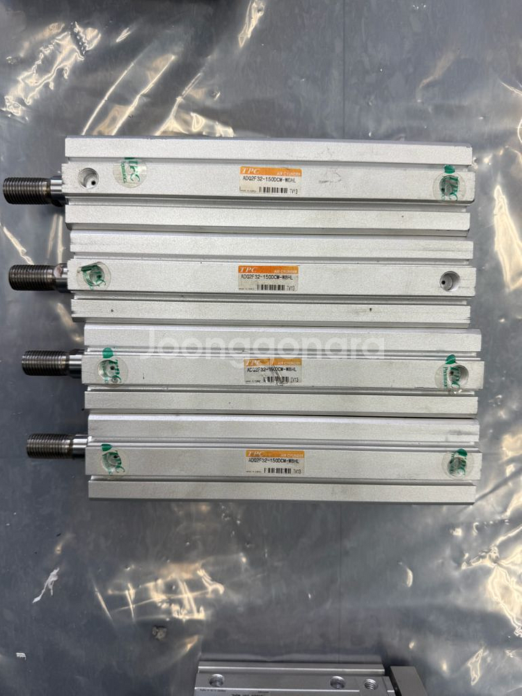 실린더 ADQ2F32 (개당--1