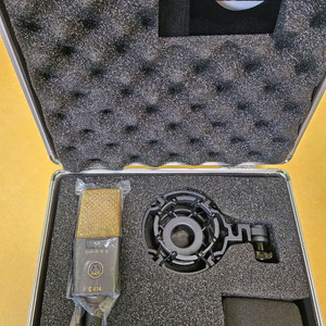 AKG C414 XL2