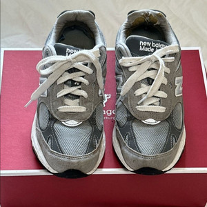 뉴발란스 993 240