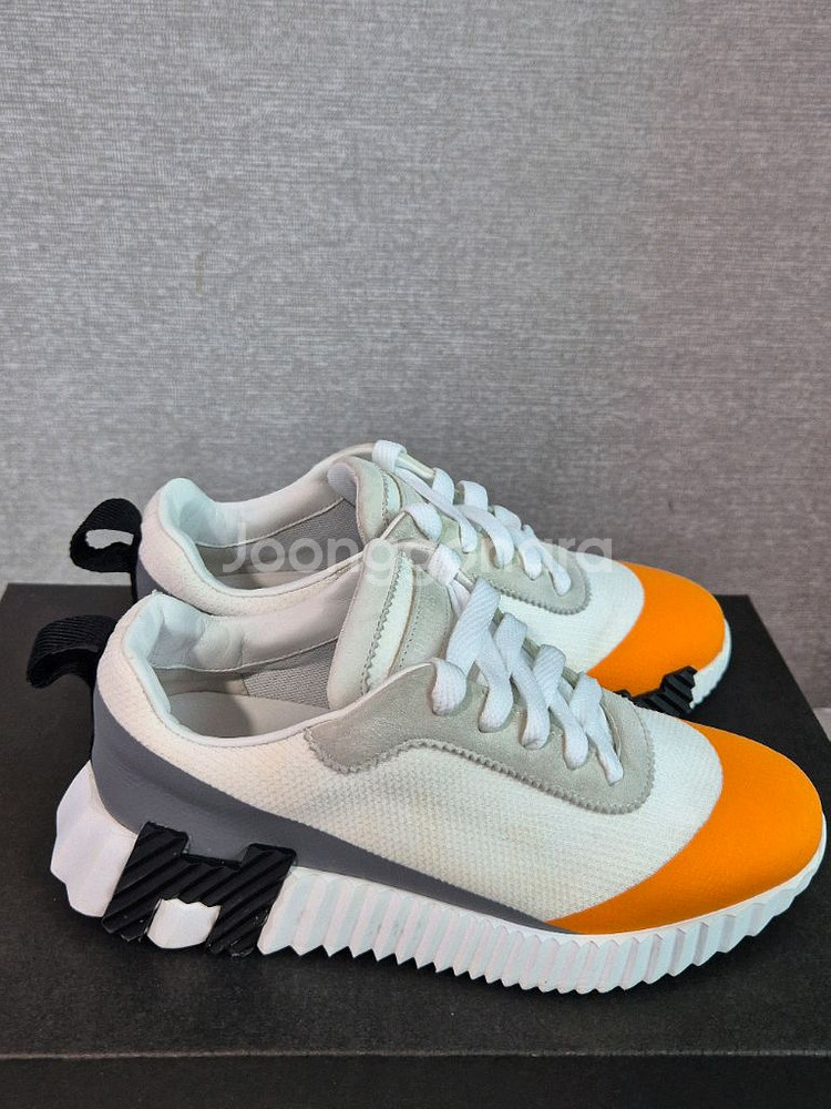 에르메스 여성 바운싱 스니커즈 멀티컬러 오렌지 명품 운--2