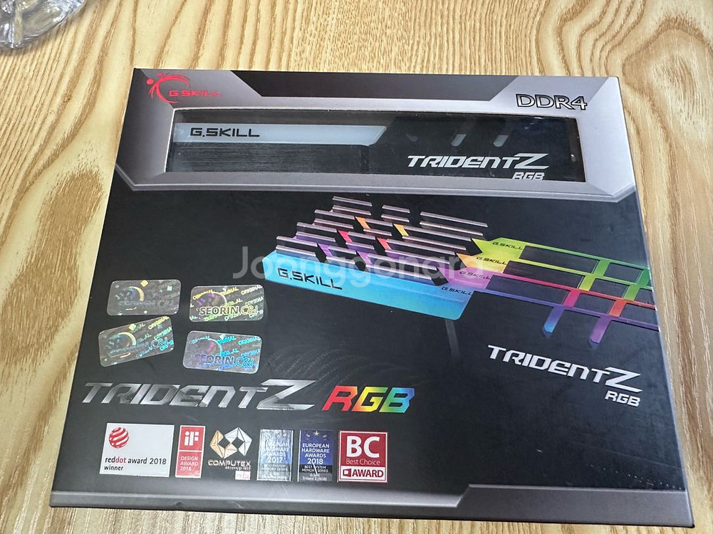 DDR4 G.Skill Trident Z RGB 32G--0
