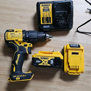 디월트 해머드릴 케이스.충전기 밧데리2
