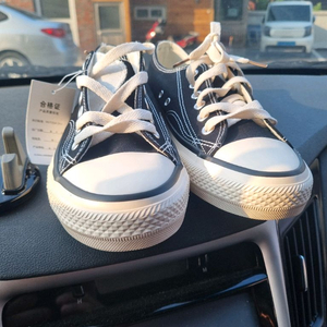NEWSHOE검정스니커즈운동화 새제품. 265.270