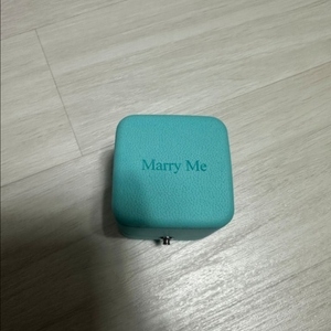 티파니 다이아몬드 반지