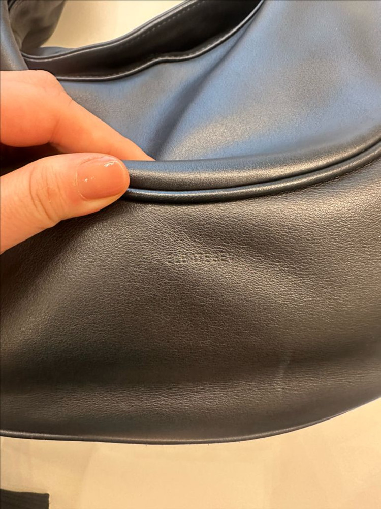 엘바테게브 호보백 블랙 이미지