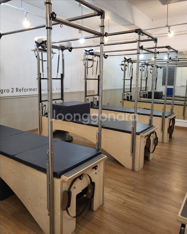 [강남신사] 필라테스기구 판매합니다.가격제시헤주세요--0