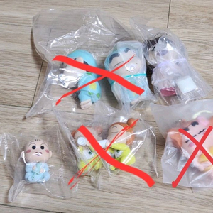 짱구 잠옷 아기 가챠 짱구유리가챠 새상품