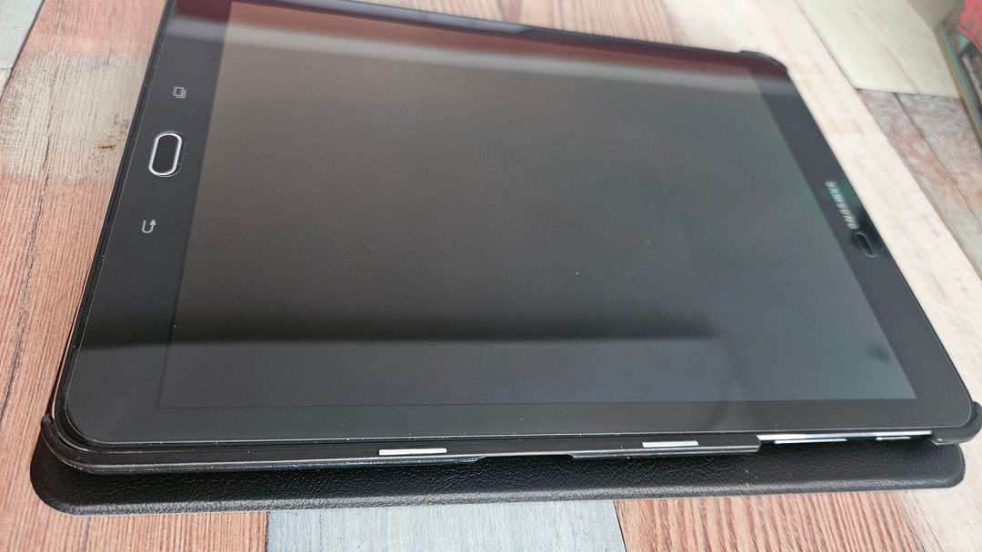 갤럭시탭 s2 9.7 sm-t815no lte 32g 이미지