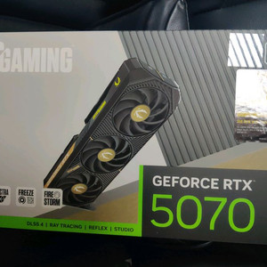 [미개봉] 조택 RTX5070 SOLID OC 팝니다