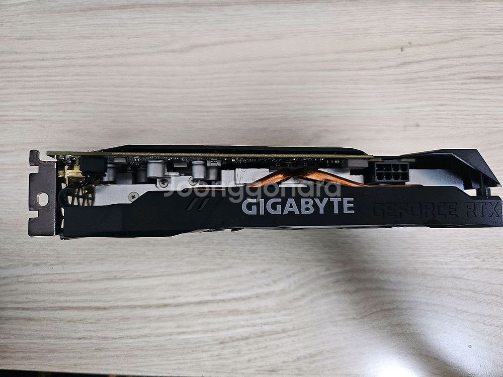 GIGABITE RTX 2060--2