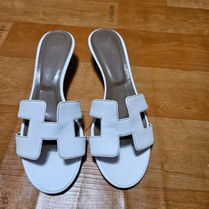 에르메스 오아시스 샌달
