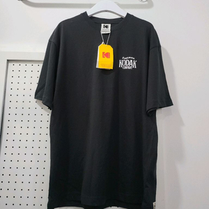 코닥 남성 요요맨 그래픽 반팔티