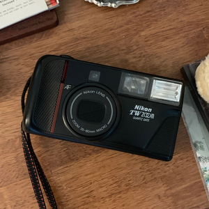 니콘 tw zoom 자동 필름 카메라