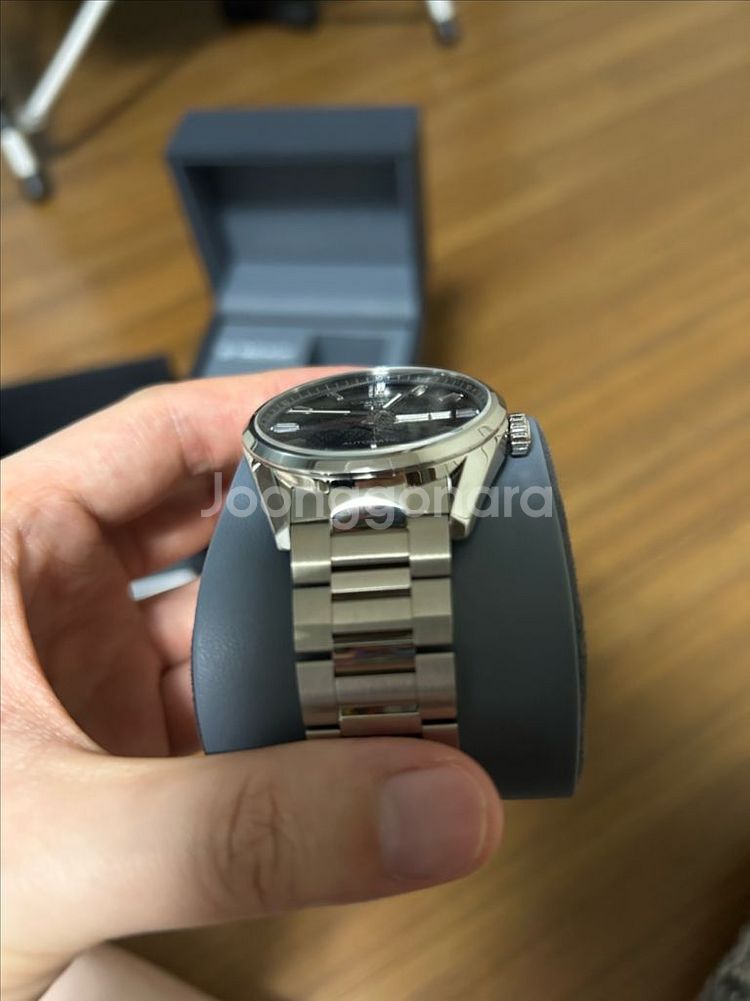 태그호이어 까레라 칼리버5 WBN2012 판매합니다.--2