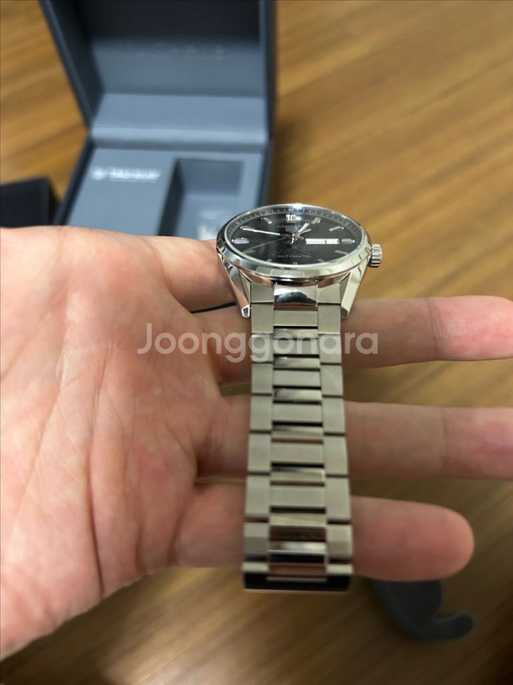 태그호이어 까레라 칼리버5 WBN2012 판매합니다.--3