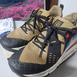 나이키 NIKE TRAIL 280 사이즈 신발 팝니다.