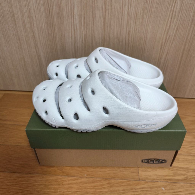 새상품 (280) 킨 요기 슬라이드 화이트--1