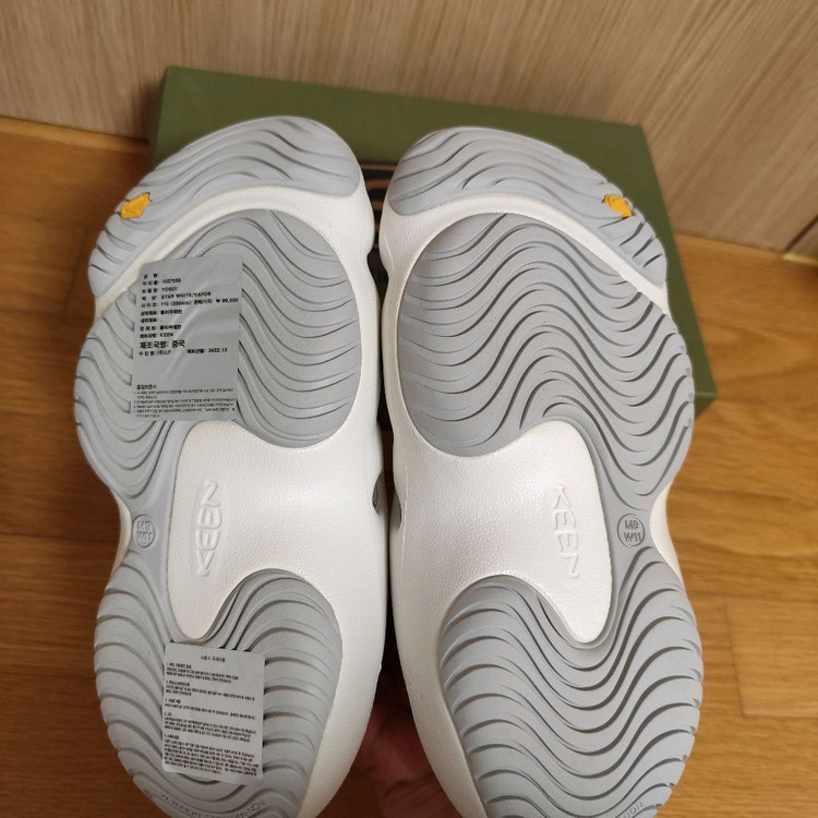 새상품 (280) 킨 요기 슬라이드 화이트--5