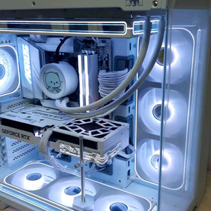 구성좋은 올화이트 9800x3d 컴퓨터 완본체/반본체