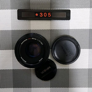 미놀타 AF 마운트 맥섬 50mm 1.7 단렌즈