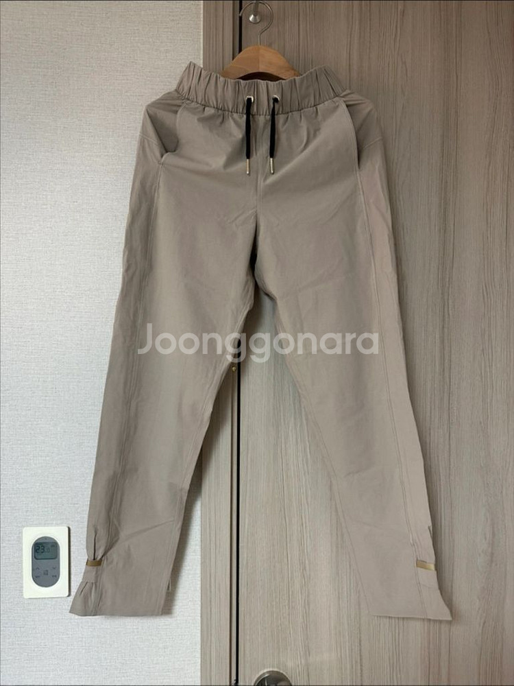 (새제품) 룰루레몬 팬츠 사이즈 2--0