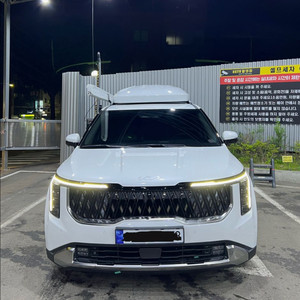 더 뉴 카니발 3.5 가솔린 아웃도어 차박 캠핑카 4인