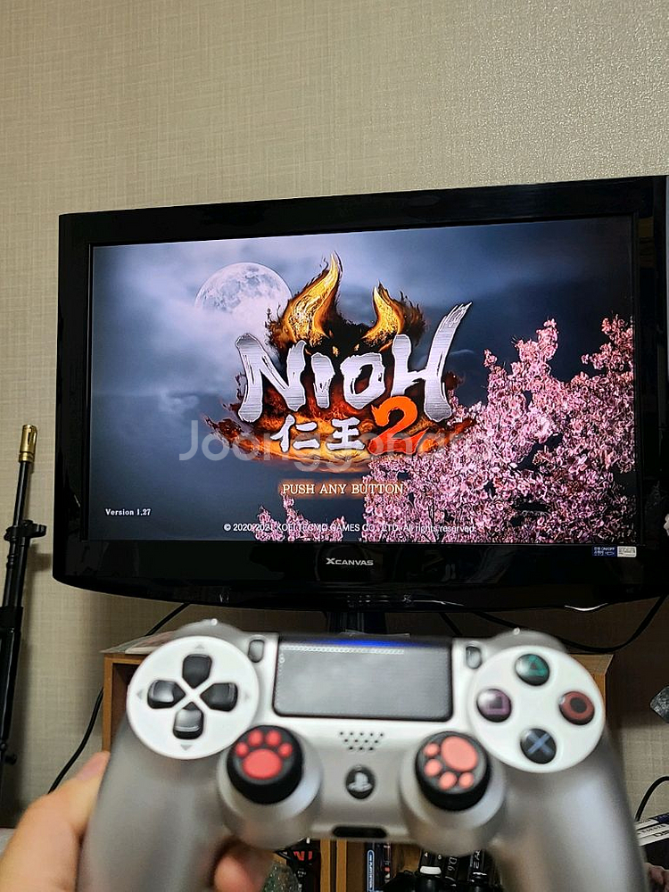 ps4 플스4 pro 7017b--2