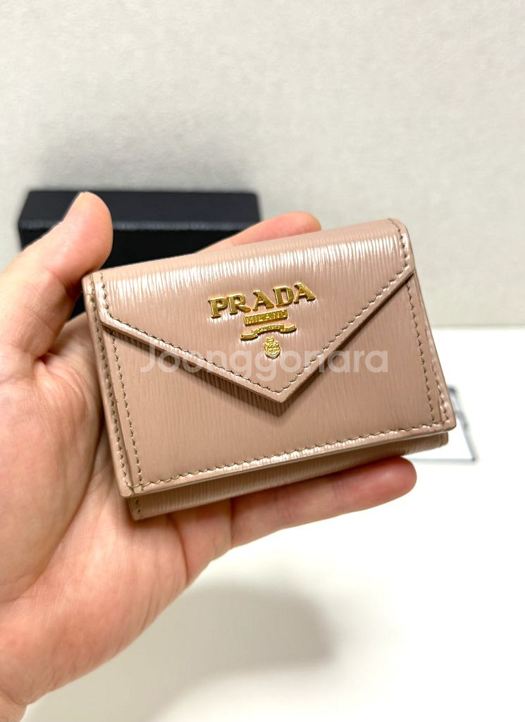 프라다 비텔로무브 3단 미니 카드지갑--3