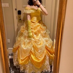 [잇지 유나착용 졸업사진 대여]영화판 벨 드레스
