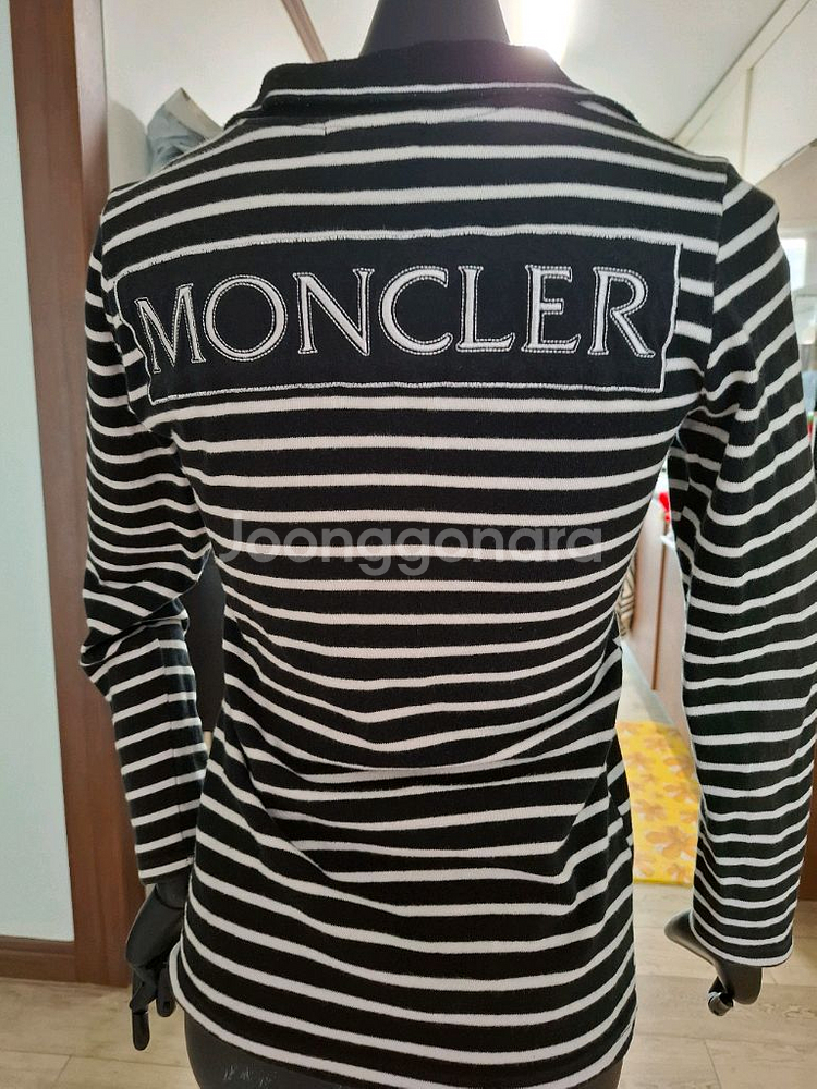 몽클레어 스트라이프 폴로티--1