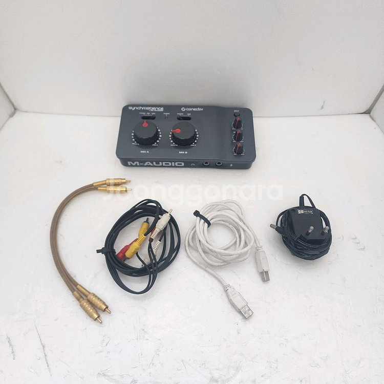 M-AUDIO Torq Conectiv Synchros--0
