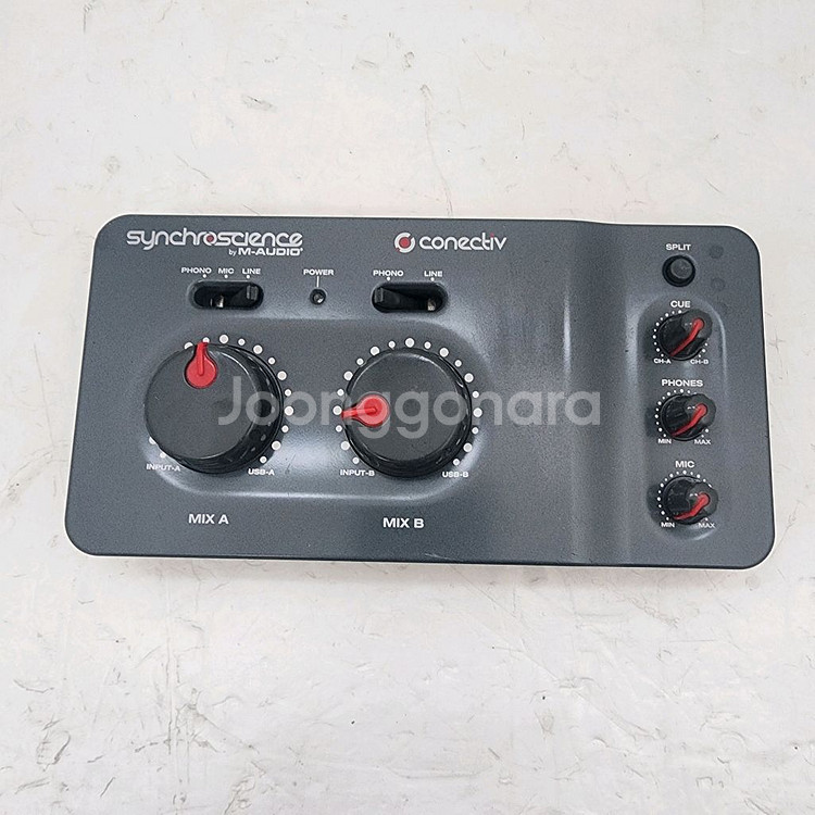 M-AUDIO Torq Conectiv Synchros--1