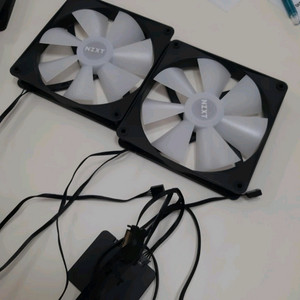 NZXT 크라켄 RGB , NON RGB 시스템팬
