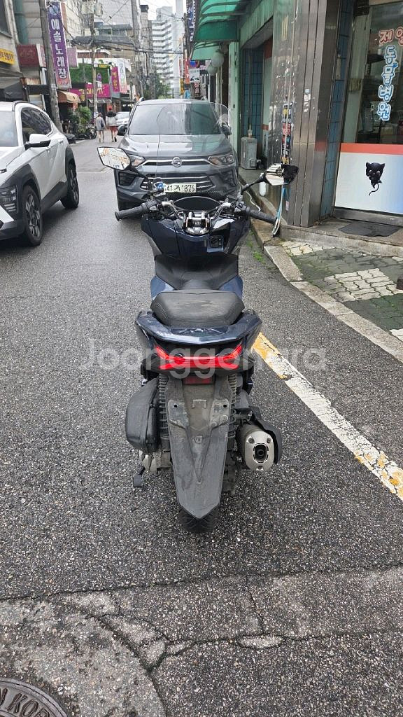 혼다 PCX125 22년식 팝니다.--4