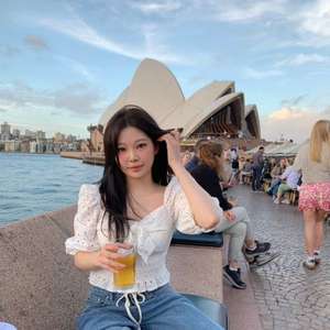 베르니 러브블라우스