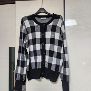 [새상품]까사렐 체크무늬 니트