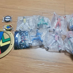 후뢰시맨 35주년 기념 한정판 굿즈 롤링팔칸 피큐어