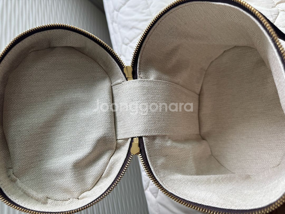 구찌 크로스 업사이클링백 새상품--2