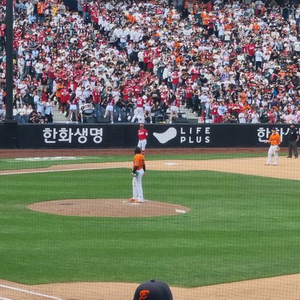6.4 한화 KT 3루 A 1층 통로옆 2연석
