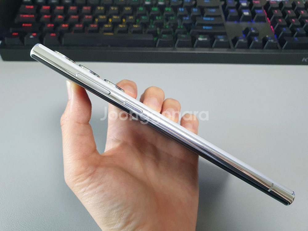 갤럭시 S22 울트라 / 256GB / 화이트--8