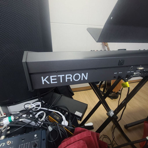KETRON SD9