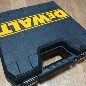 DEWALT DCG815D2 전동드릴 케이스 새것