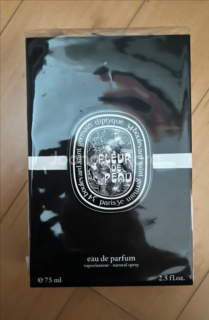 딥디크 플레르드뽀 향수 상자--1