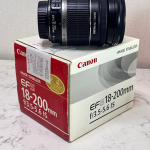 캐논 EFS 18-200 렌즈