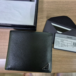 프라다 사피아노 남성 반지갑