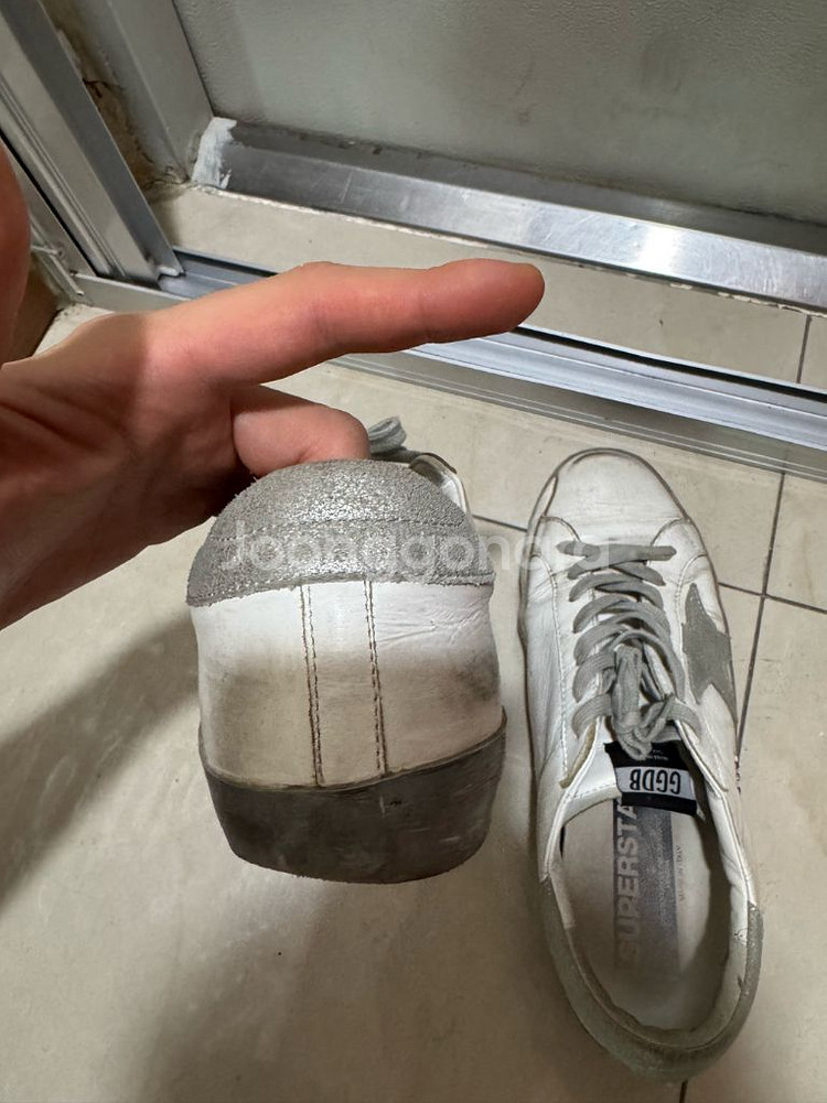 골든구스 실버 42사이즈--4